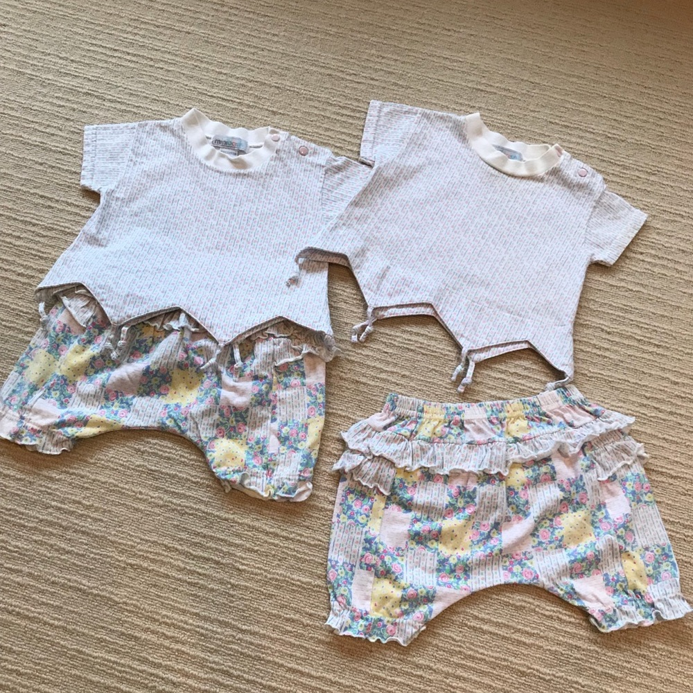 Twin girl outfits